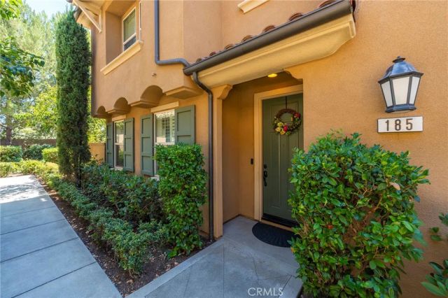 185 Pathway, Irvine, CA 92618