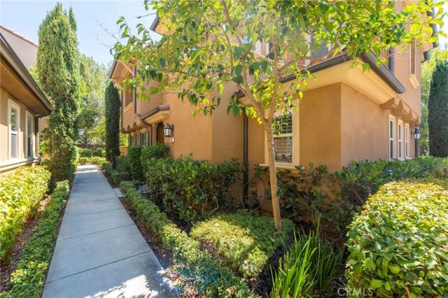 185 Pathway, Irvine, CA 92618