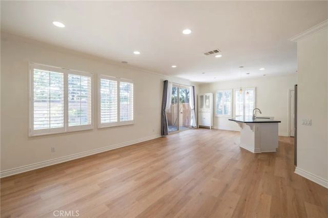 185 Pathway, Irvine, CA 92618