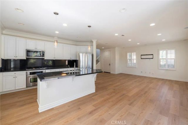 185 Pathway, Irvine, CA 92618