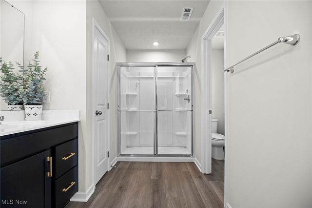 214 Leather Leaf Drive, Elyria, OH 44035