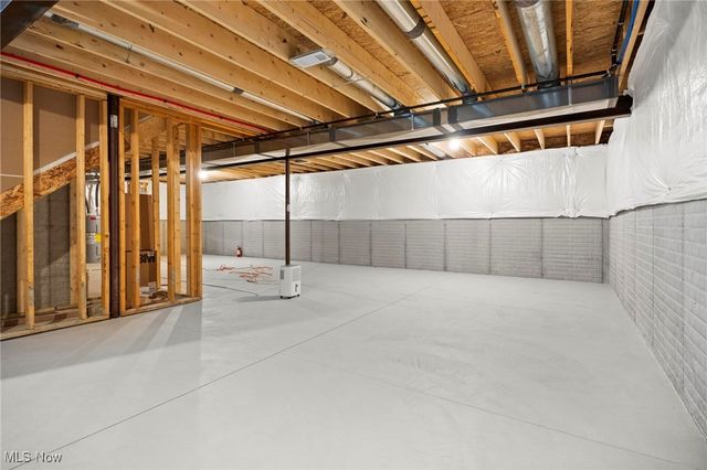 214 Leather Leaf Drive, Elyria, OH 44035