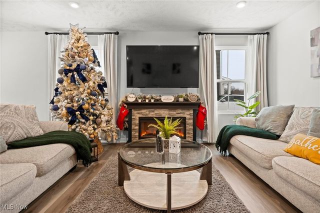 214 Leather Leaf Drive, Elyria, OH 44035