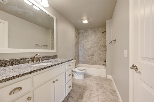 15900 Meadow Rue Lane, Edmond, OK 73013