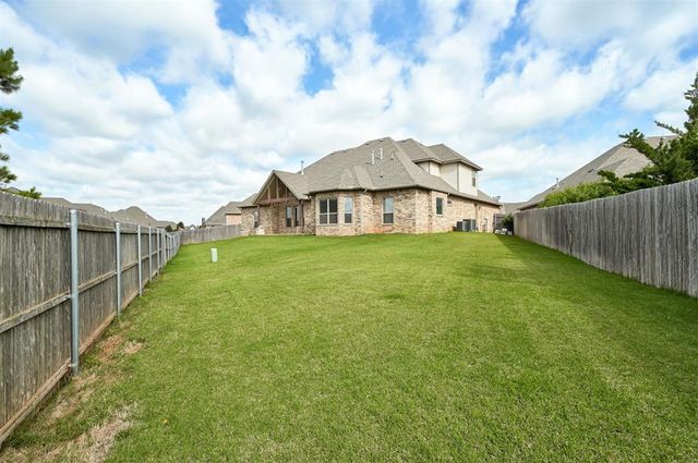 15900 Meadow Rue Lane, Edmond, OK 73013
