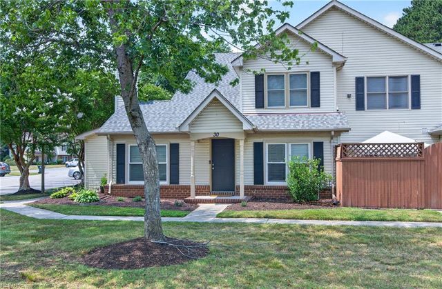 30 Hollis Wood DR, Hampton, VA 23666