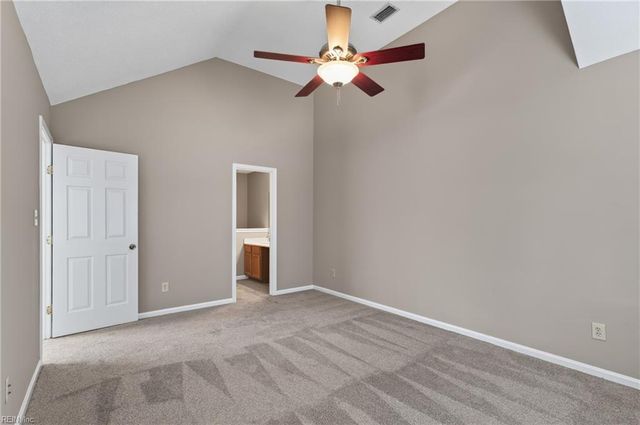 30 Hollis Wood DR, Hampton, VA 23666