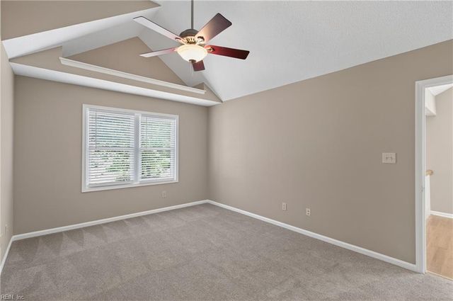 30 Hollis Wood DR, Hampton, VA 23666