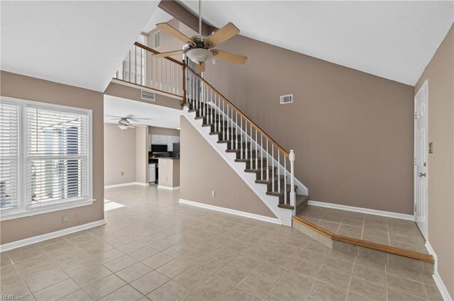 30 Hollis Wood DR, Hampton, VA 23666