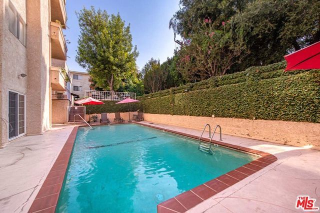 5139 Balboa Boulevard 203, Los Angeles, CA 91316