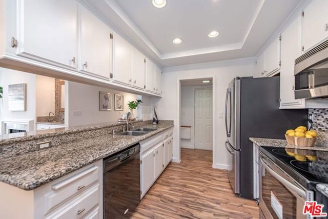 5139 Balboa Boulevard 203, Los Angeles, CA 91316