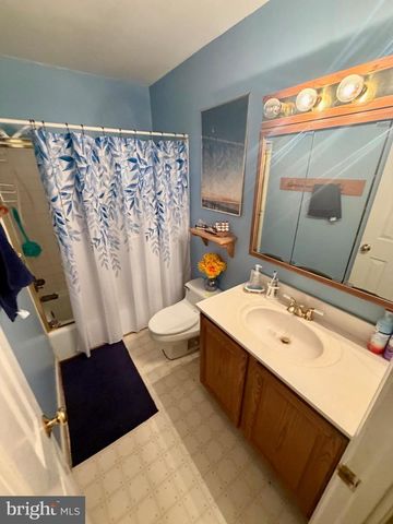 5429 WELL SPRING RD, La Plata, MD 20646