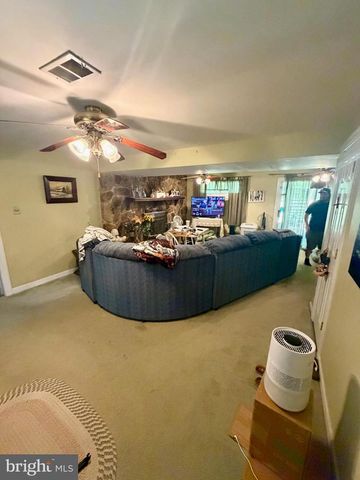 5429 WELL SPRING RD, La Plata, MD 20646