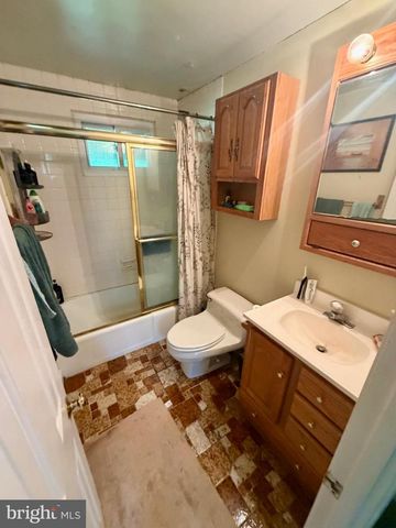 5429 WELL SPRING RD, La Plata, MD 20646