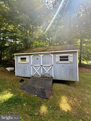 5429 WELL SPRING RD, La Plata, MD 20646
