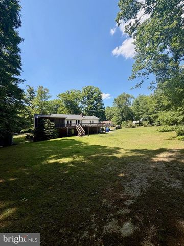5429 WELL SPRING RD, La Plata, MD 20646