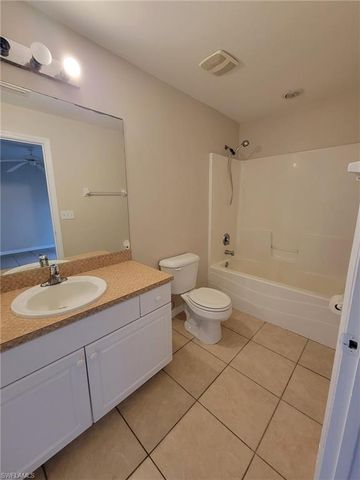 1137 Deauville ST E, Lehigh Acres, FL 33974