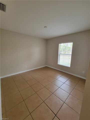 1137 Deauville ST E, Lehigh Acres, FL 33974