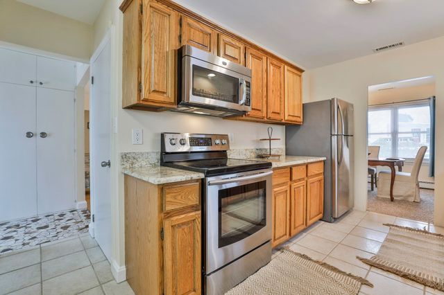 305 Blodget Street, Manchester, NH 03104