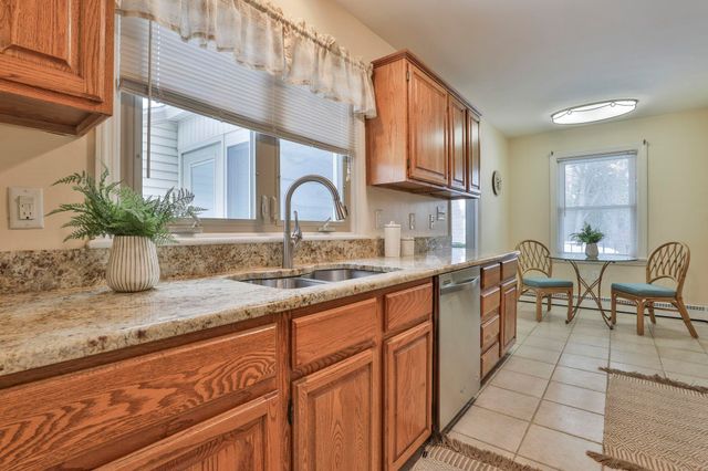 305 Blodget Street, Manchester, NH 03104