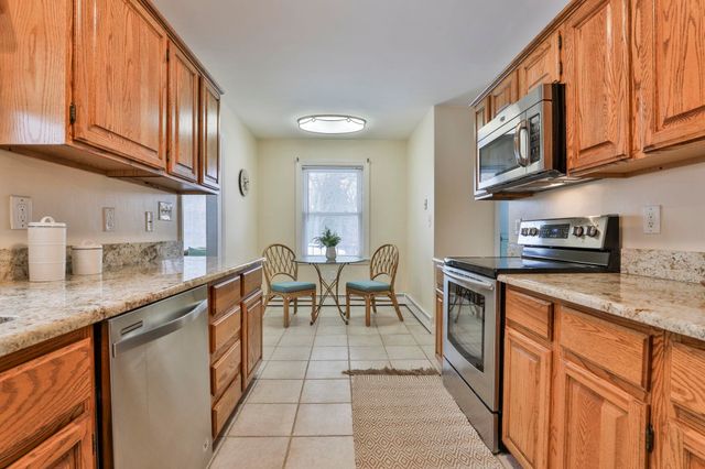 305 Blodget Street, Manchester, NH 03104