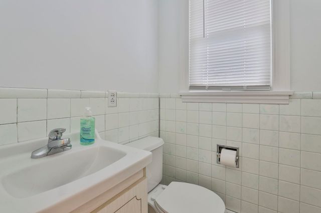 305 Blodget Street, Manchester, NH 03104