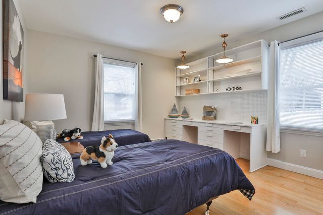 305 Blodget Street, Manchester, NH 03104