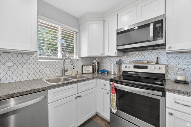 5079 S 2825 W, Roy, UT 84067