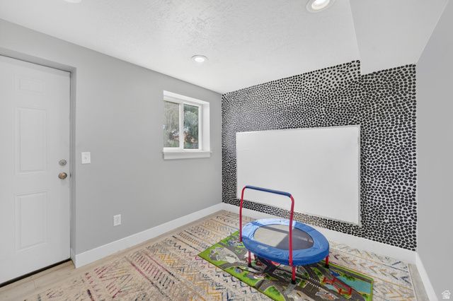 5079 S 2825 W, Roy, UT 84067