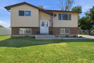 5079 S 2825 W, Roy, UT 84067