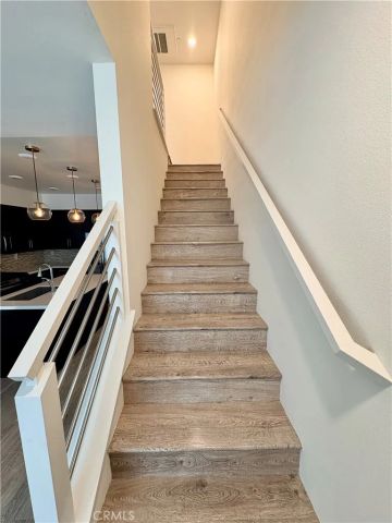 489 Rose Court E, Azusa, CA 91702