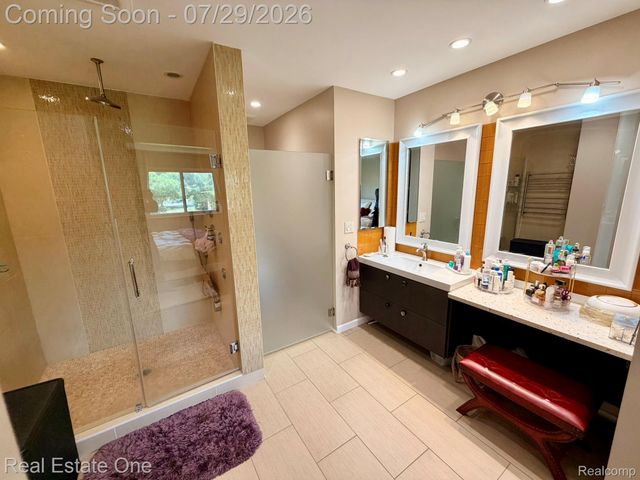 5112 Rock Run Street, West Bloomfield Charter Township, MI 48322
