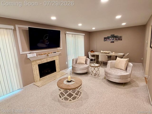 5112 Rock Run Street, West Bloomfield Charter Township, MI 48322