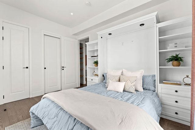 8 Leverett St 4, Brookline, MA 02445