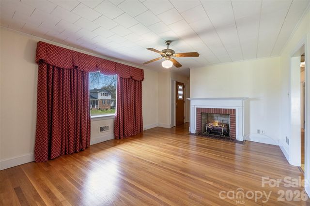 116 Crest Street, Mount Holly, NC 28120