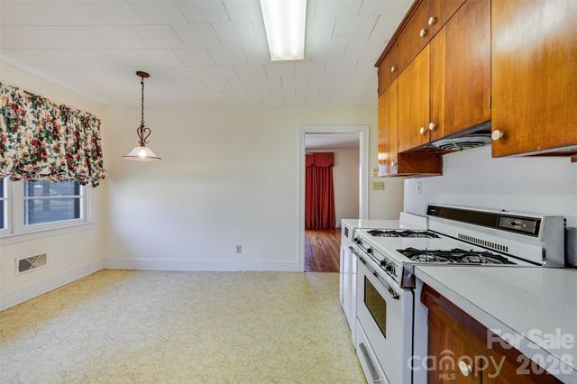 116 Crest Street, Mount Holly, NC 28120