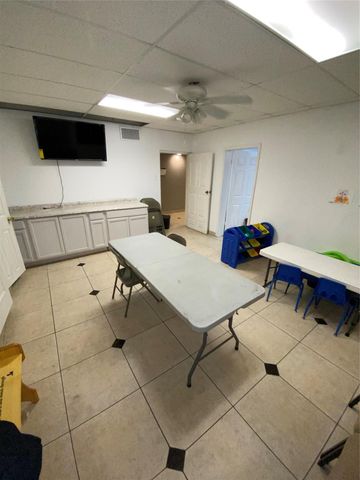 1102 75th Street, Houston, TX 77011