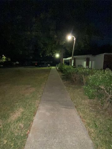 1102 75th Street, Houston, TX 77011