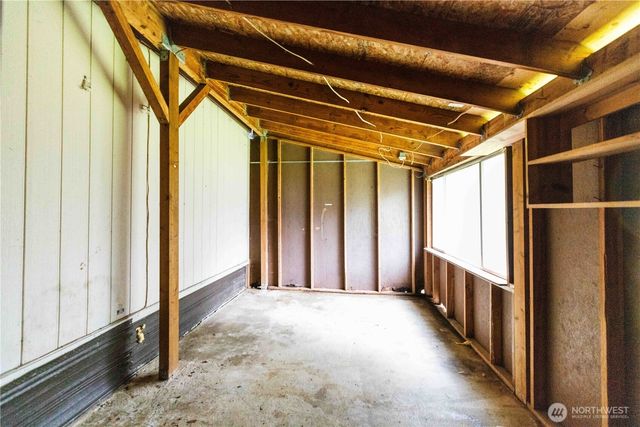 100 E Kilmarnock, Shelton, WA 98584