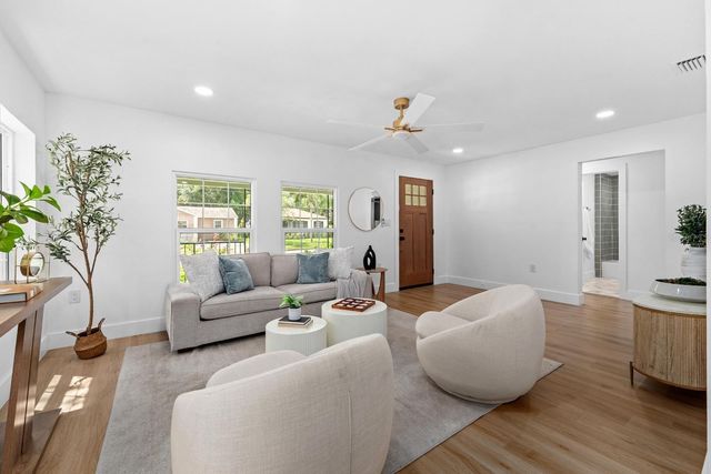 1230 E HENRY AVENUE, Tampa, FL 33604