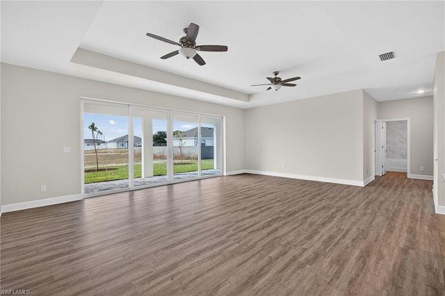 304 NW 21st TER, Cape Coral, FL 33993