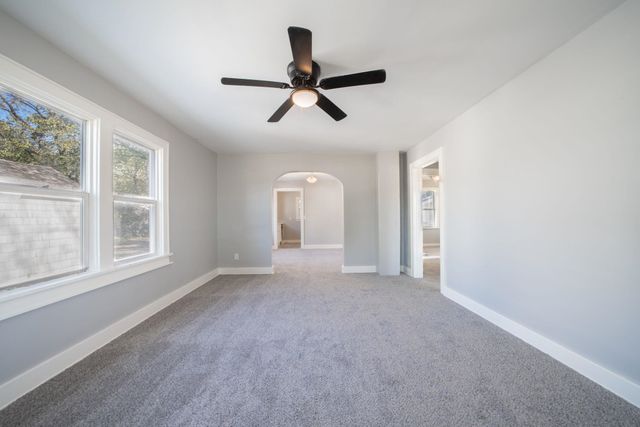 940 N Holyoke, Wichita, KS 67208