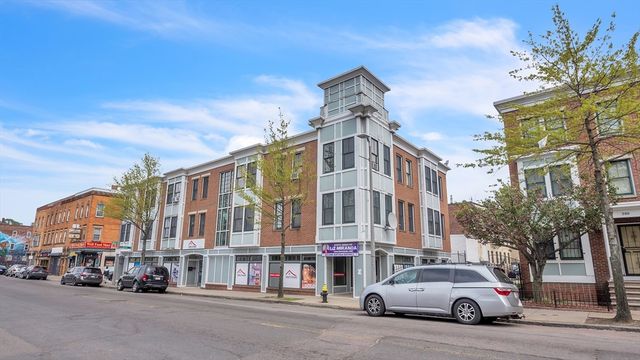 352 Blue Hill Ave 8, Boston, MA 02212