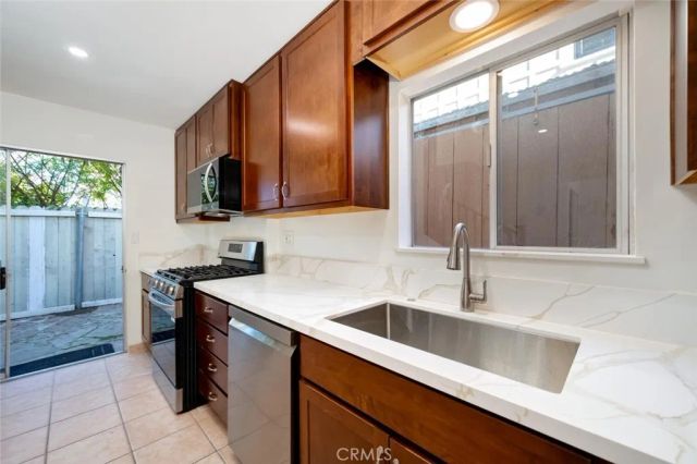 358 Bluebird Canyon Drive, Laguna Beach, CA 92651