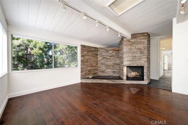 358 Bluebird Canyon Drive, Laguna Beach, CA 92651