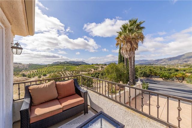 20491 Carancho Rd, Temecula, CA 92590