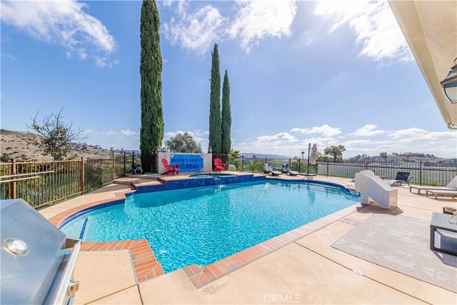 20491 Carancho Rd, Temecula, CA 92590