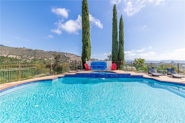 20491 Carancho Rd, Temecula, CA 92590