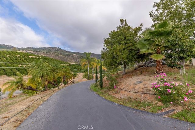 20491 Carancho Rd, Temecula, CA 92590