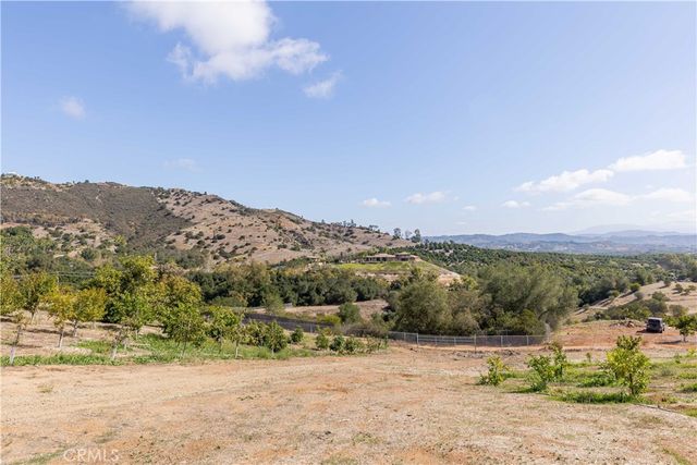 20491 Carancho Rd, Temecula, CA 92590